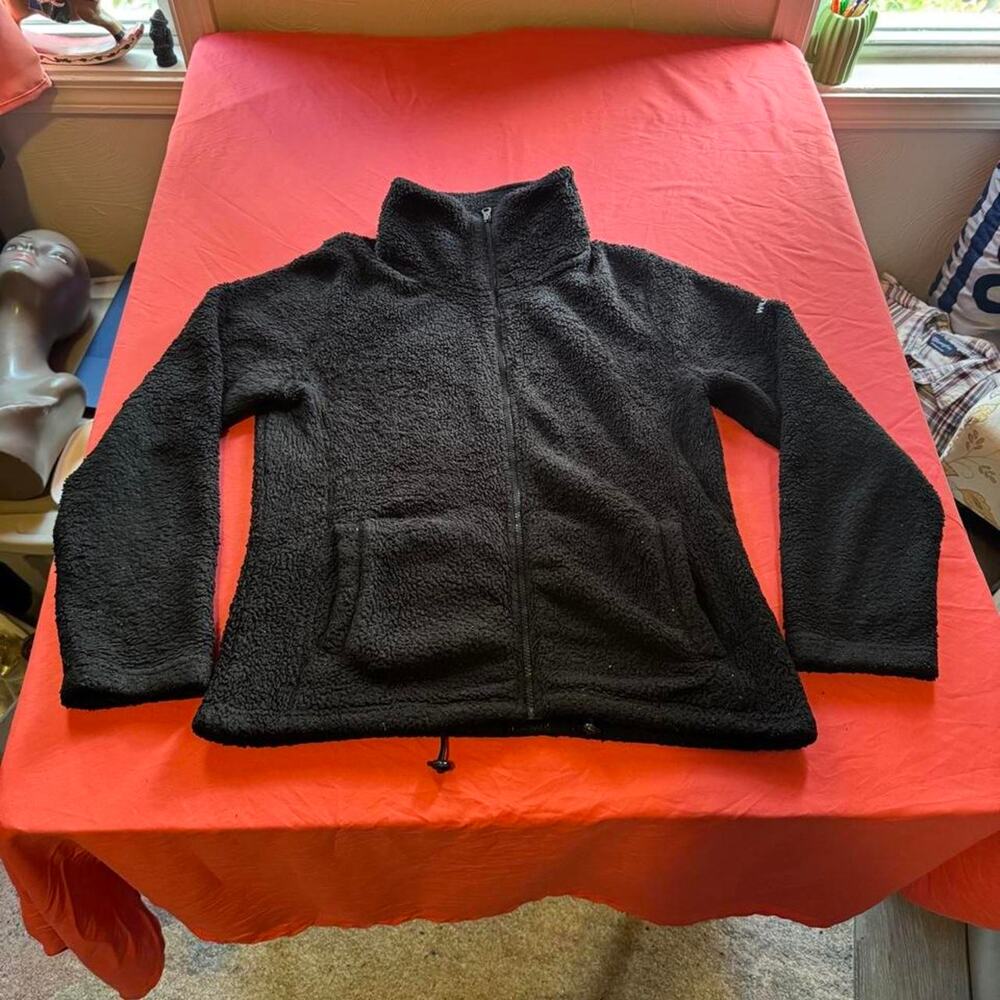 Black WildeBeast fleece jacket w/ front pockets & pockets inside jacket Size WXL